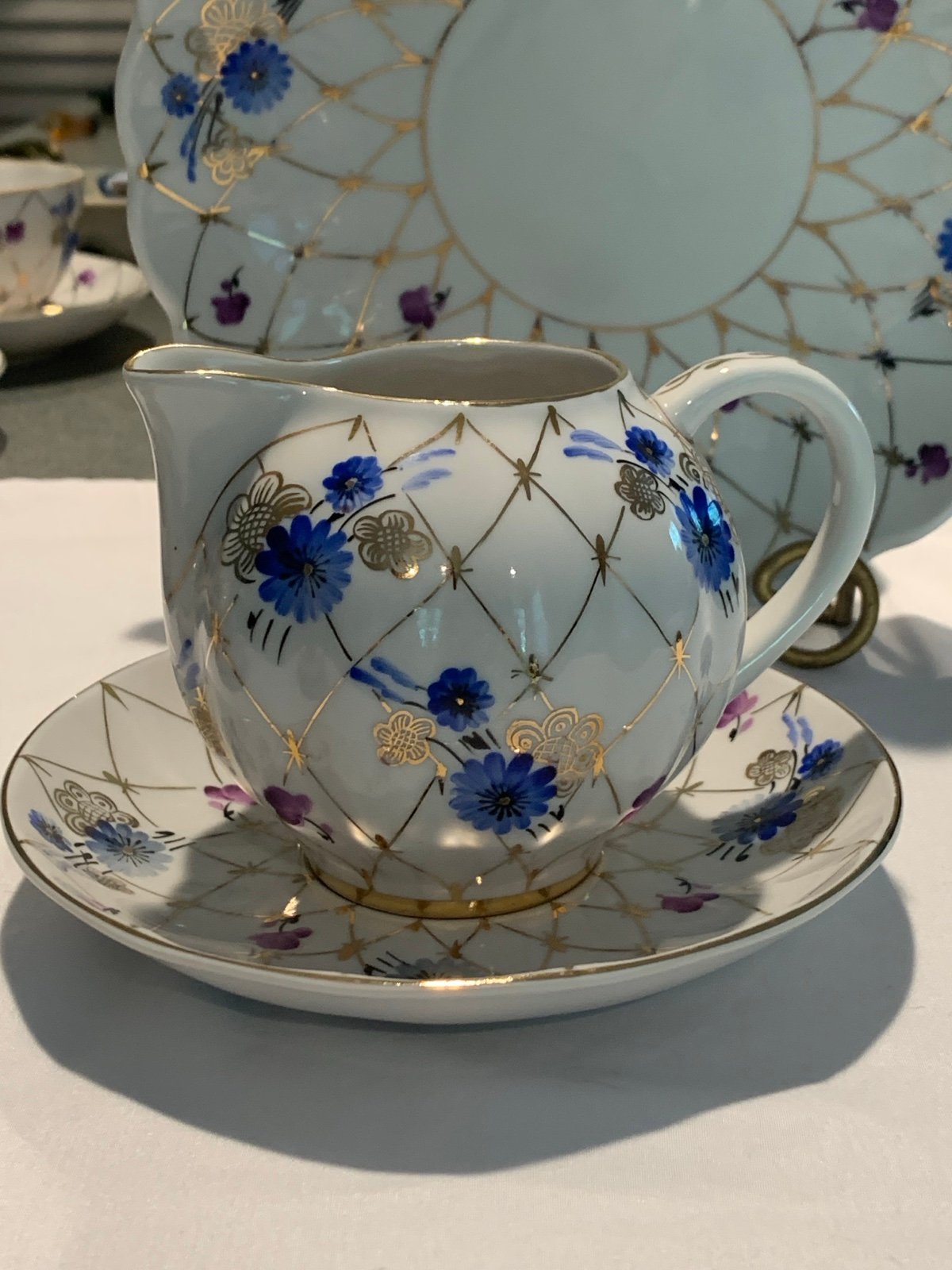 Fine Bone Russian Porcelain Gilded Gold Net and Blue & Purple Flowers