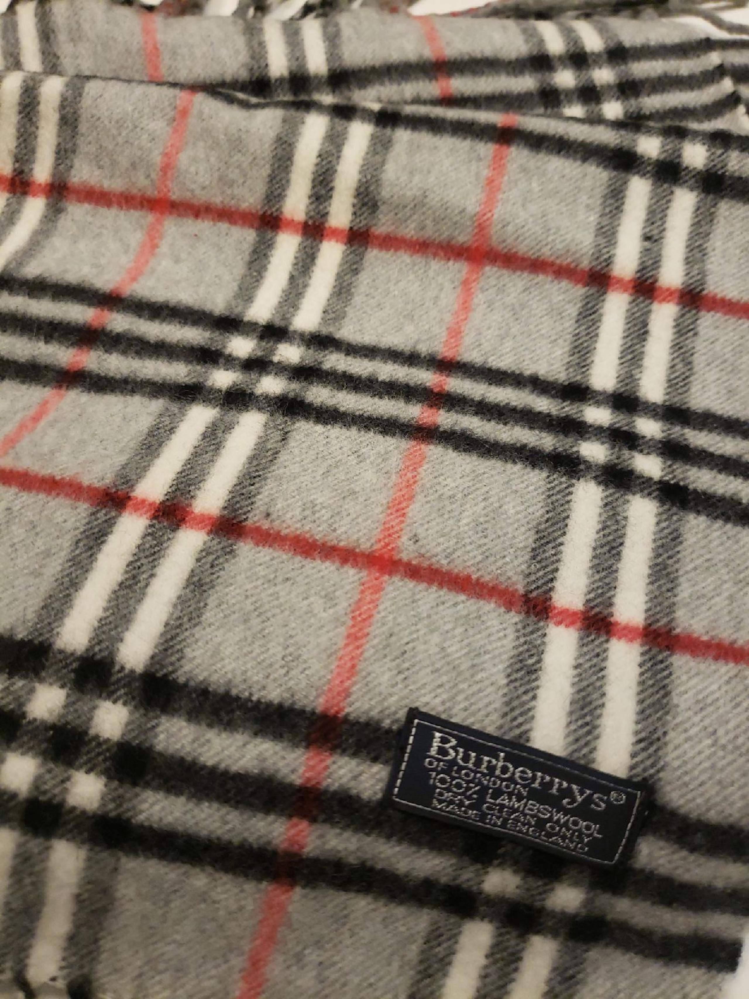 Burberry's Scarf