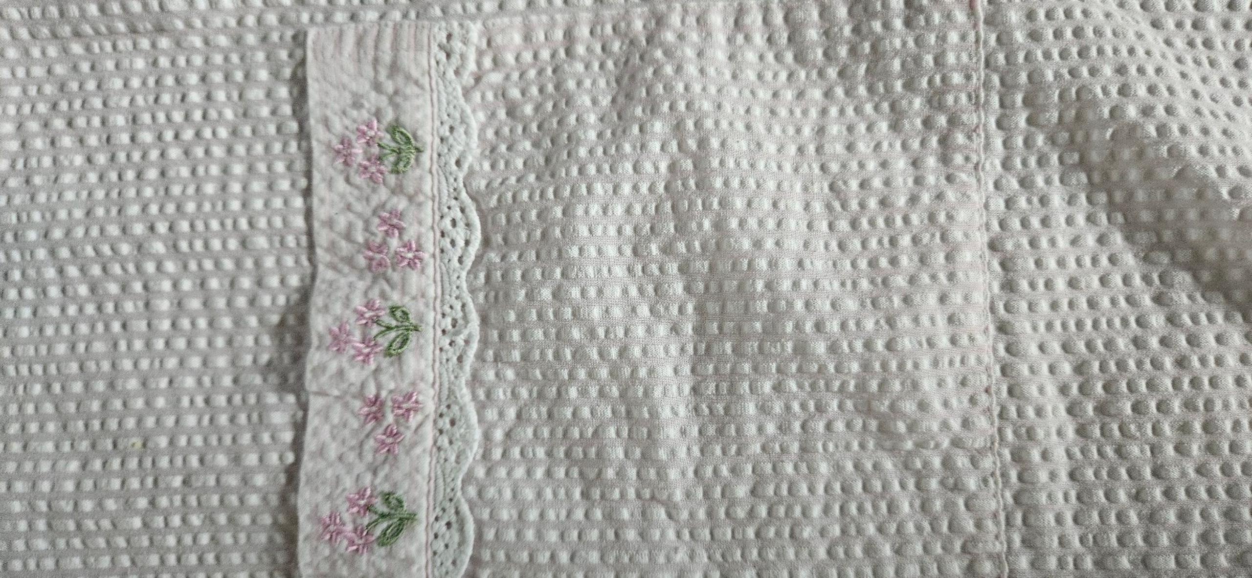 Vintage pink and white seersucker robe,  embroidery/lace, women's size 48, XL