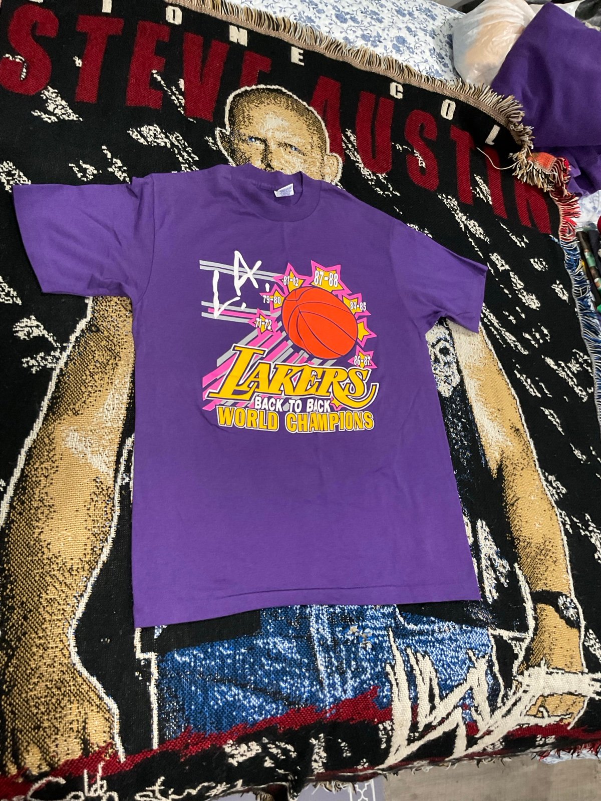 Vintage Los Angeles lakers back to back champions shirt large