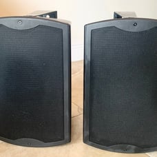 (2) Tannoy outdoor speakers + Brackets