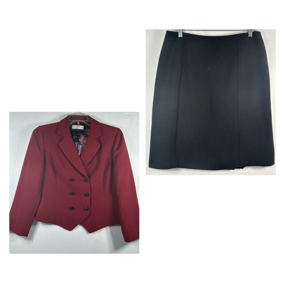 Tahari Arthur S. Levine Petite 10P Red Blazer & Black Pleated Skirt Suit