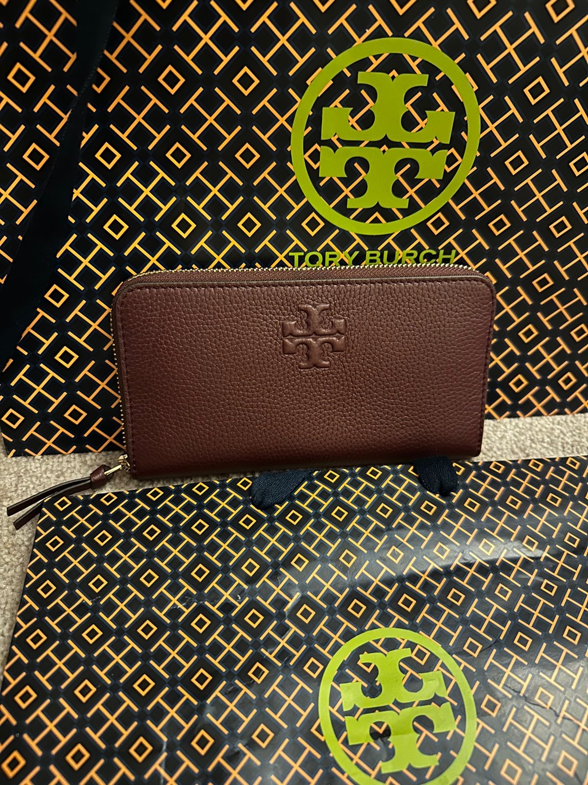 Tory Burch wallet Thea zip continental