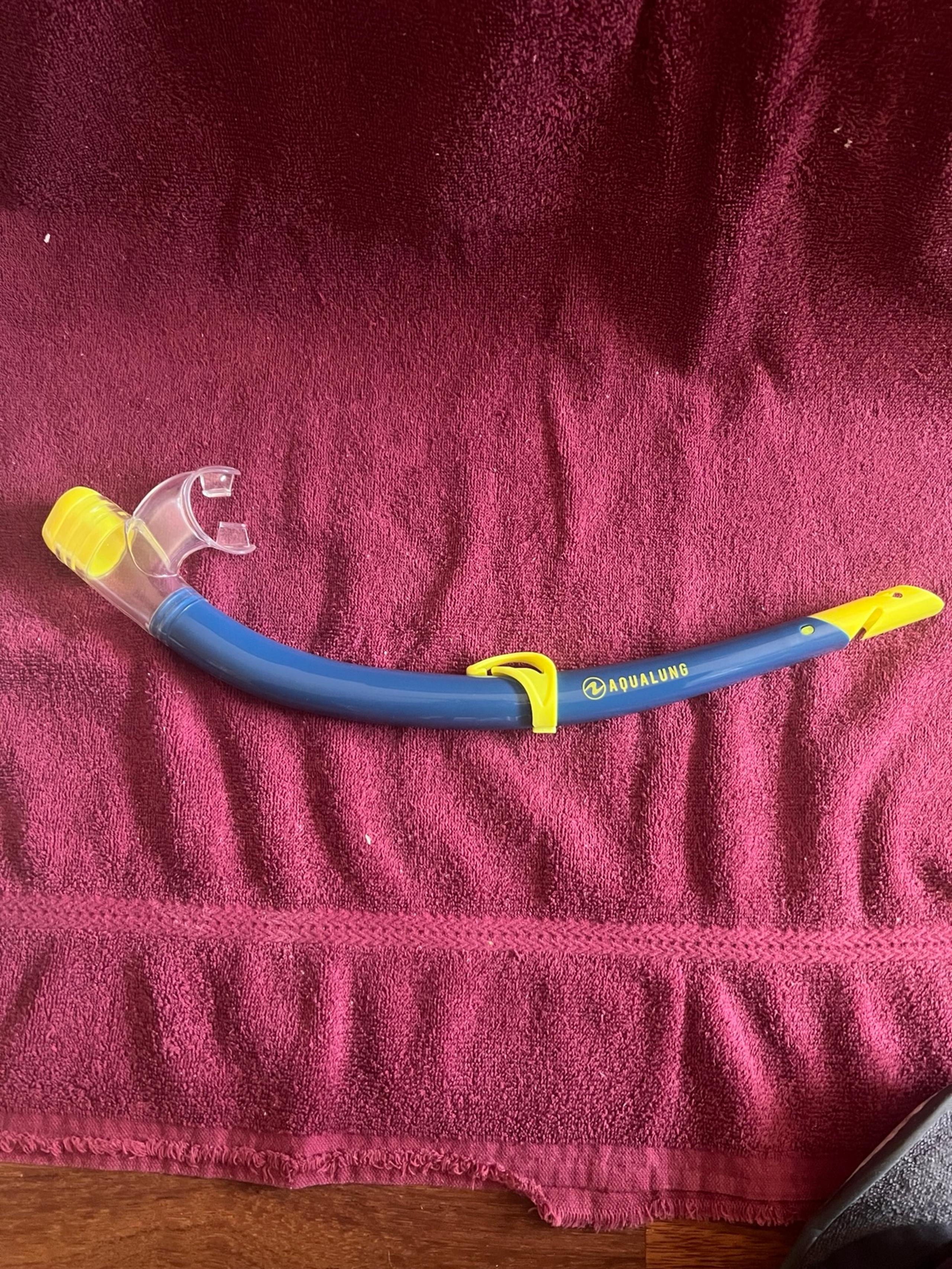 AQUALUNG US DIVERS SNORKEL- BRAND NEW - PETROL BLUE AND YELLOW - ADULT