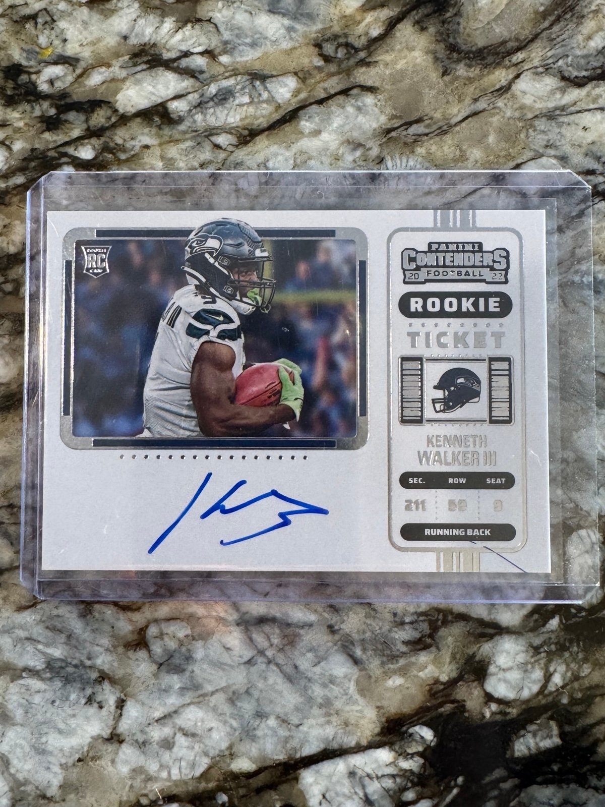 2022 Contenders Kenneth Walker III ON-CARD AUTO Rookie Ticket Variation