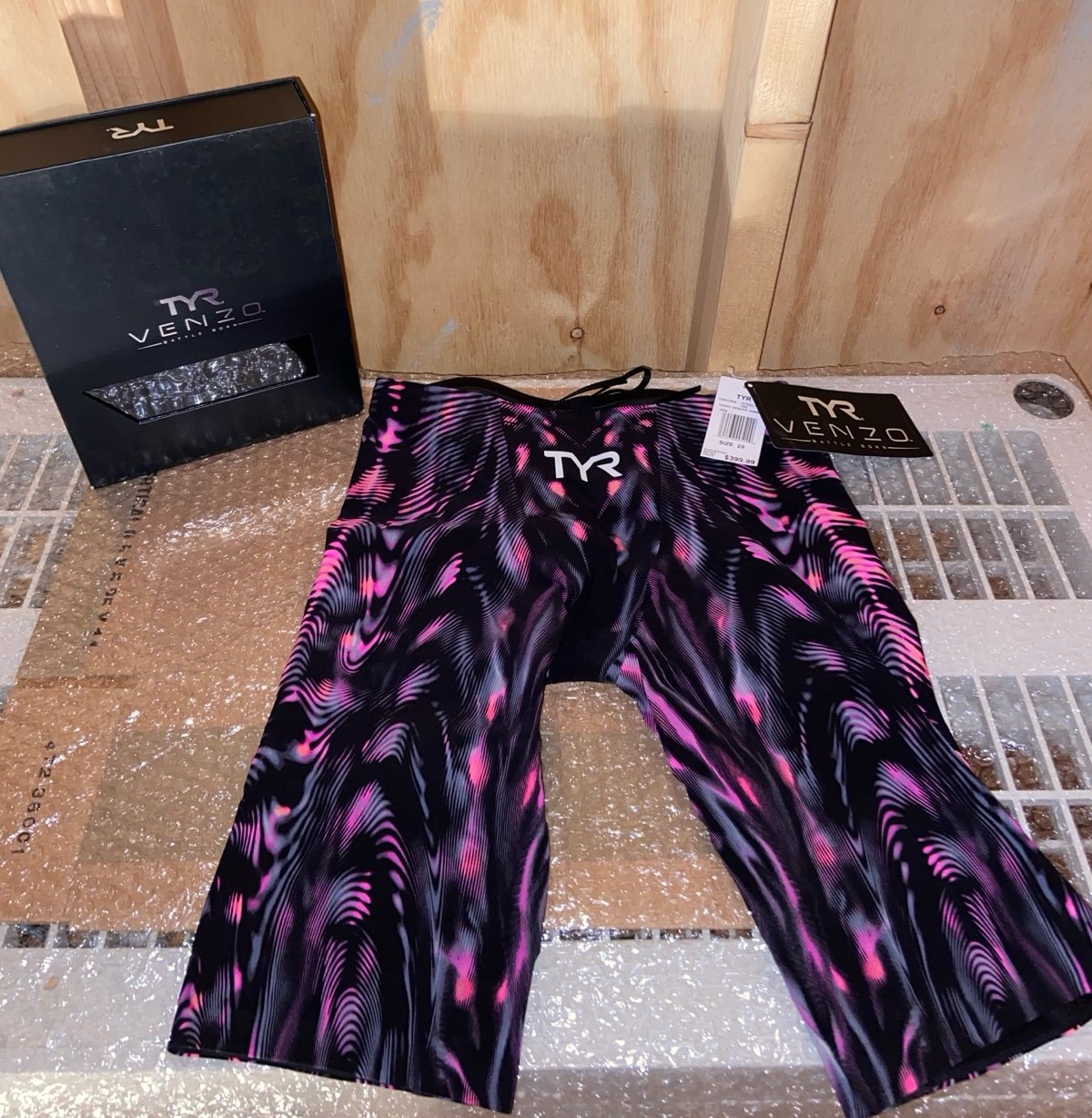 Sprinter TYR Venzo Steel Pink Genesis Jammer Tech Suit High End Size 29 NEW