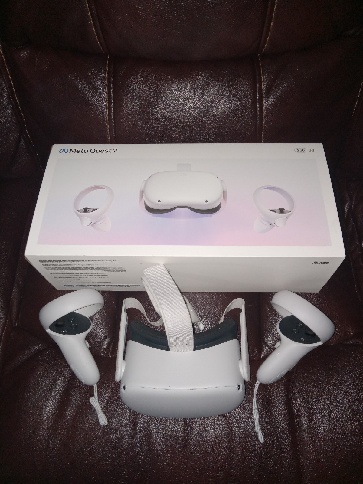 Meta Quest 2 256 gigabytes headset