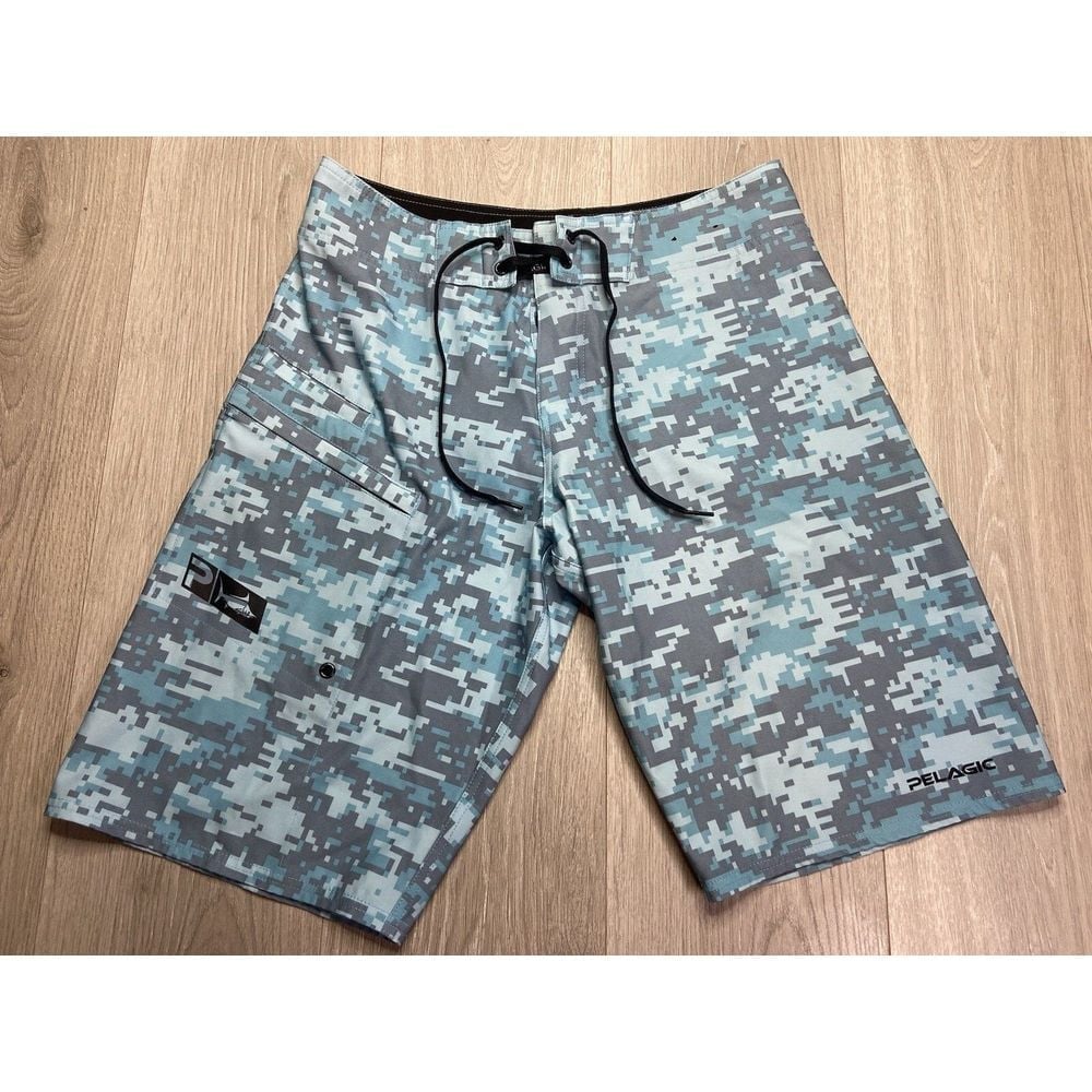 Miyoshi Yoshitaka wearing Setinn WAKE FINAL SHORTS Black