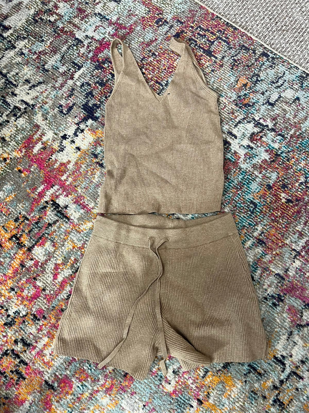 Abercrombie and Fitch set