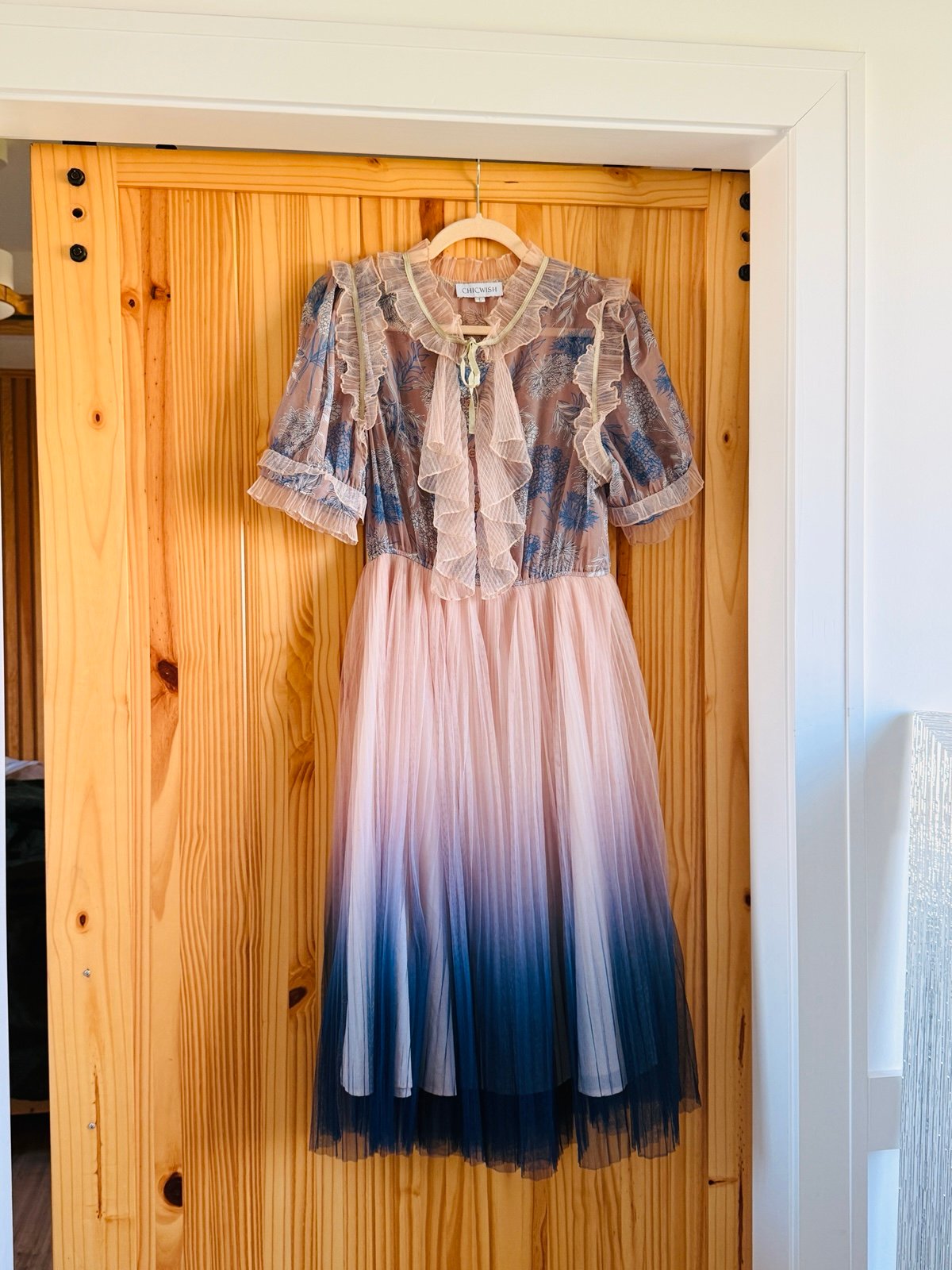 Chicwish Midi Dress Size M/L