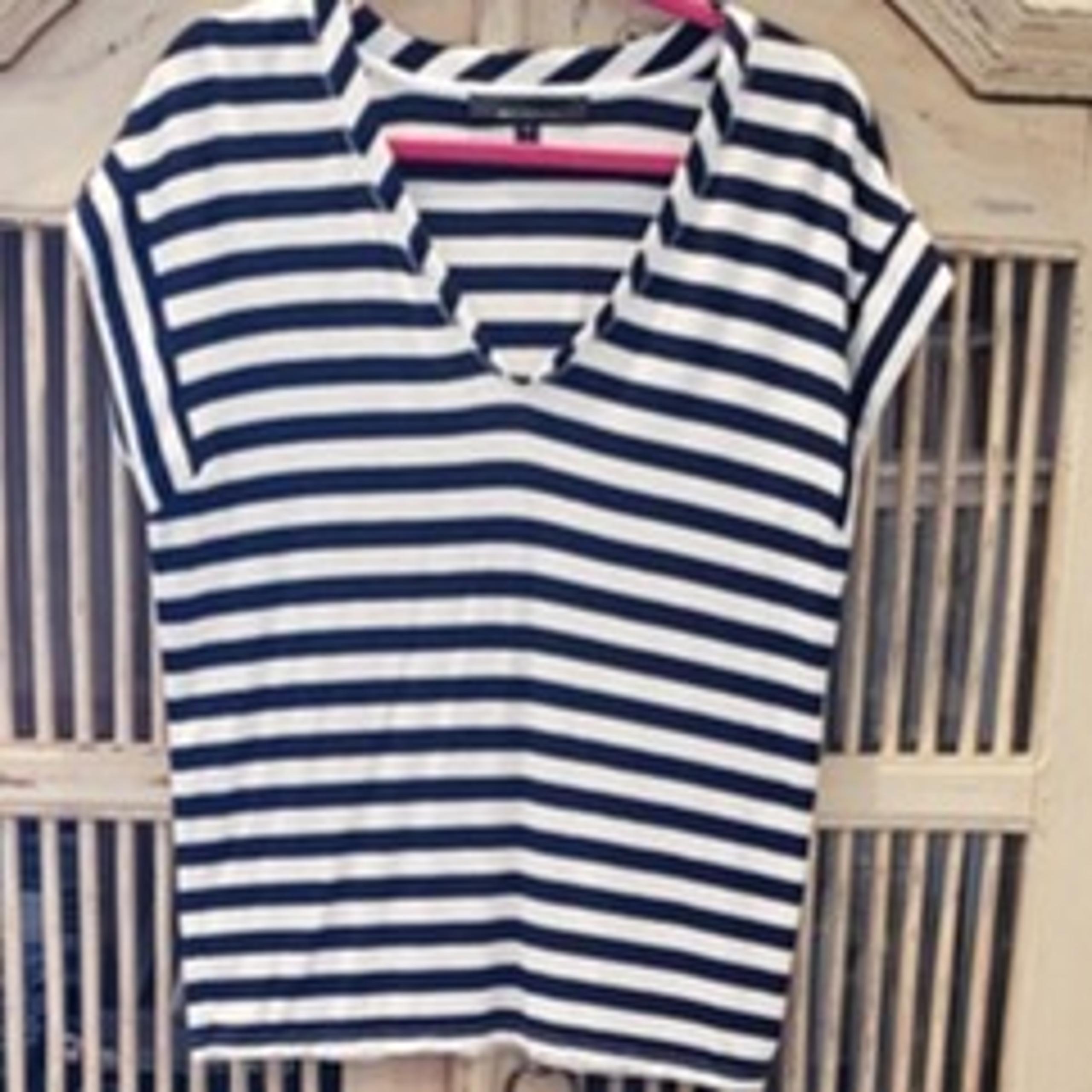 White House Black Market Black and White Stripe T Shirt  Size Large