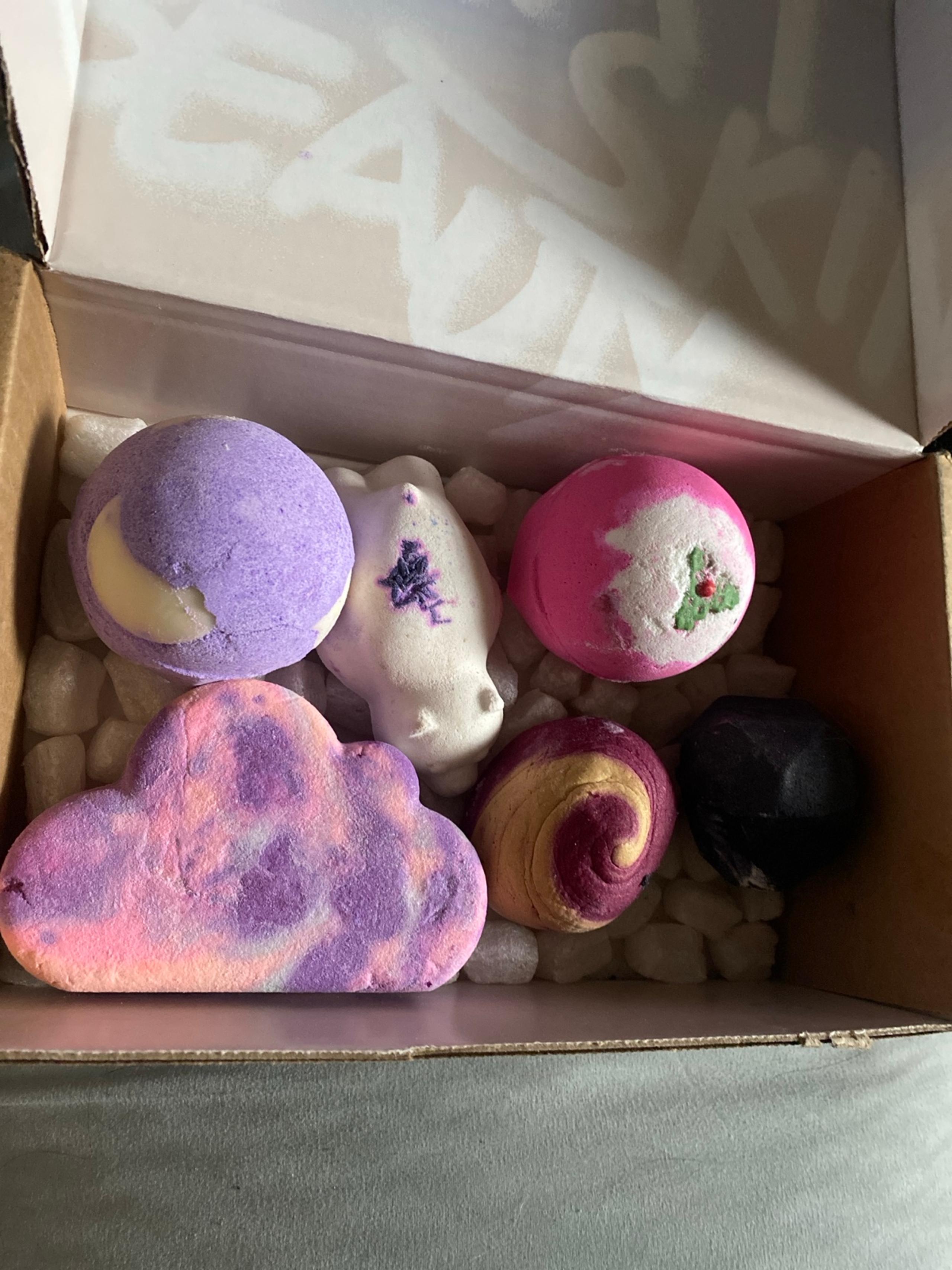 Lush bath time bomb and bubbles haul