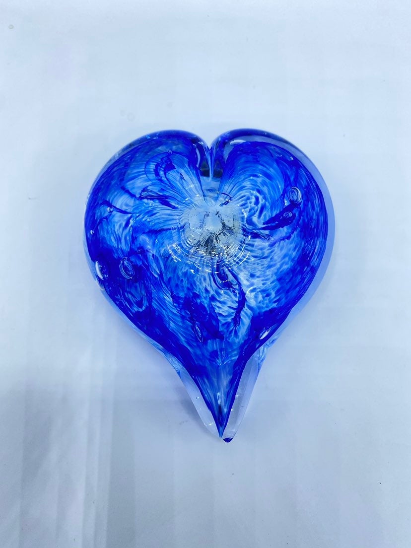 (Valentine's Day gift) Blown glass heart