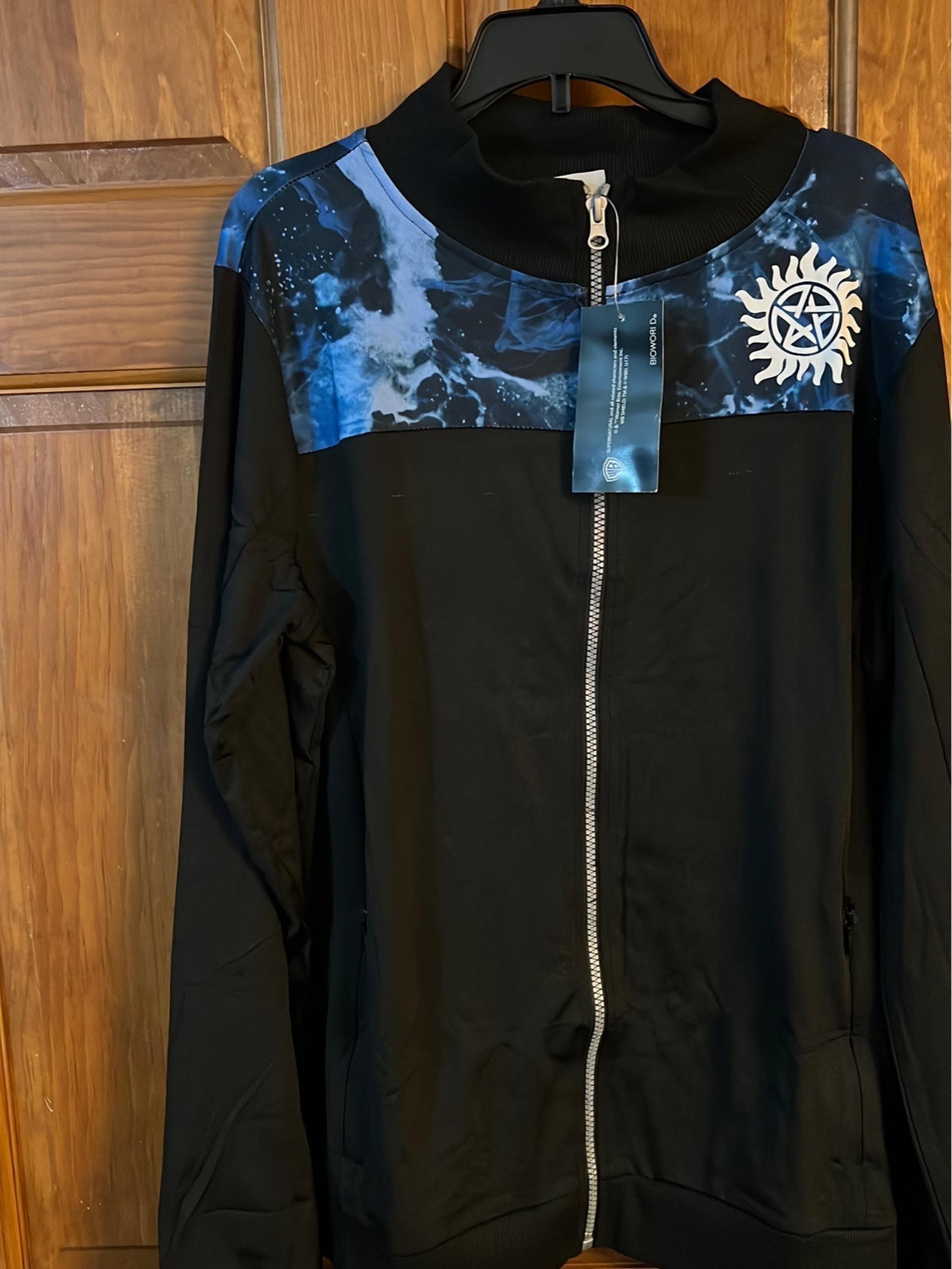 New Supernatural Join The Hunt Mens  Track Jacket M NWT