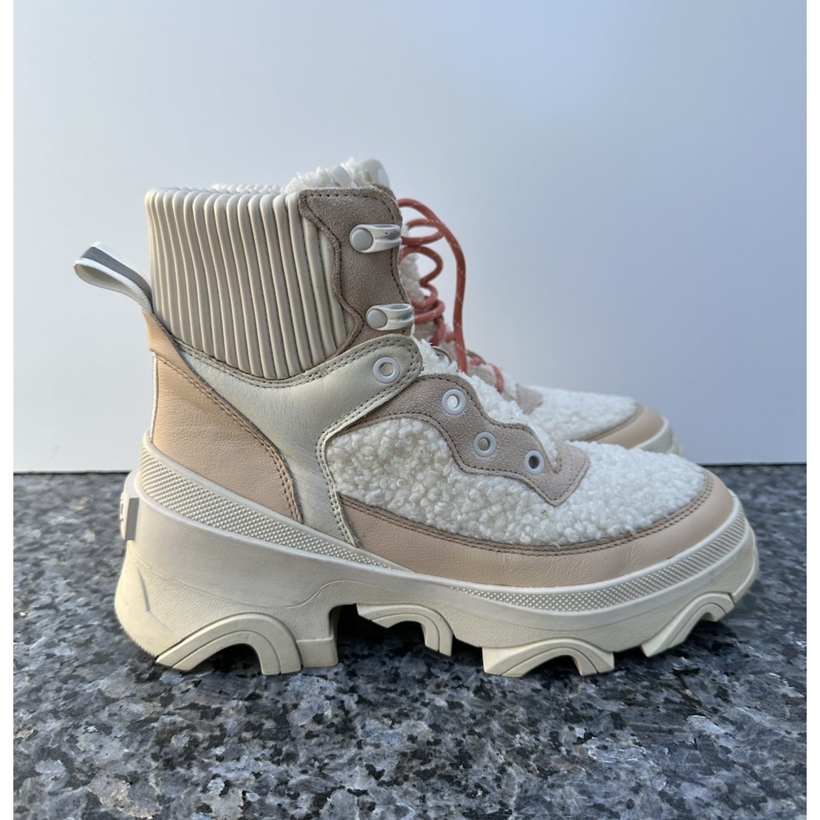 Sorel Waterproof Brex Nova Sand Sea Salt Booties Ankle Boots Shoes Women’s 7.5