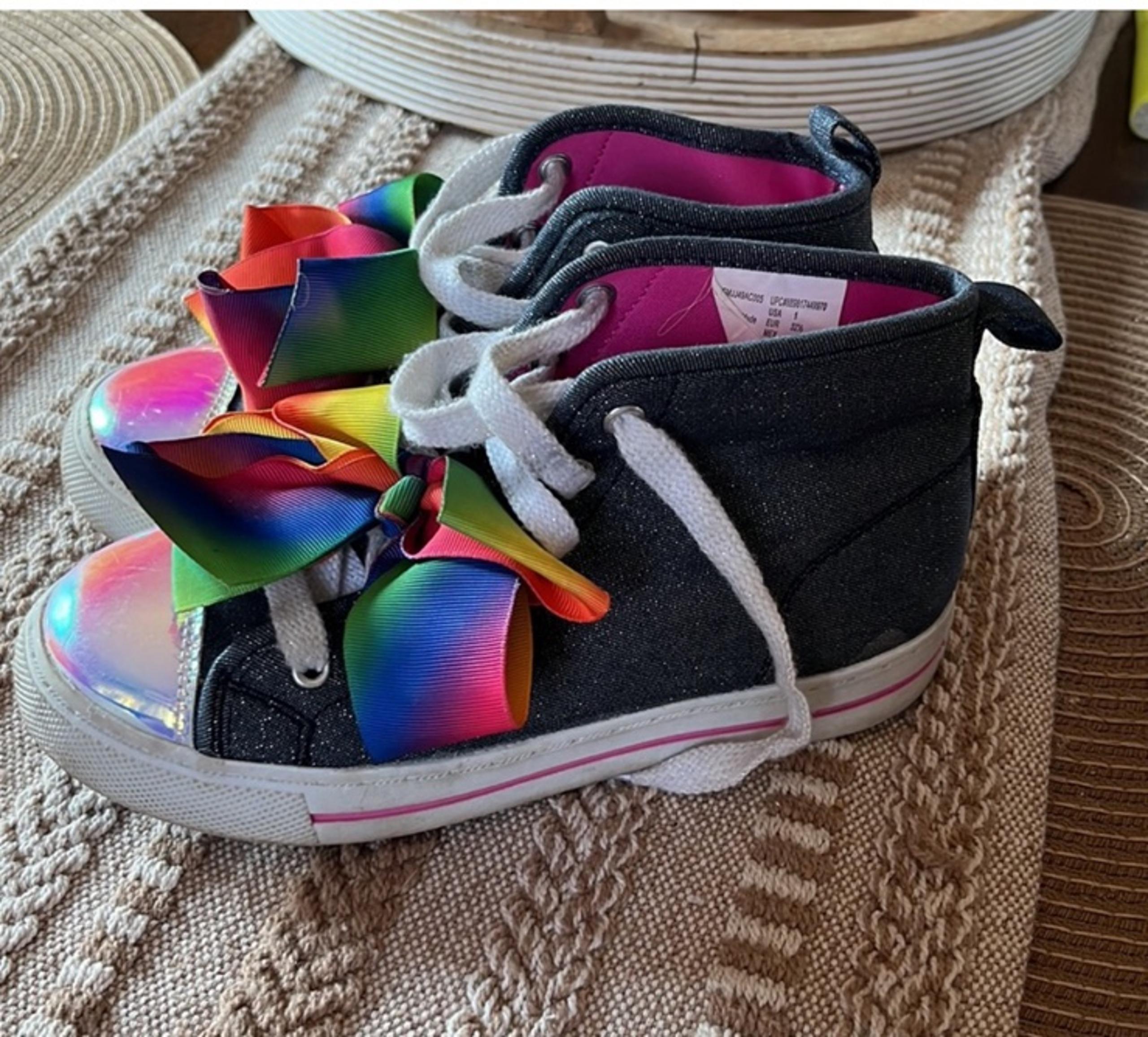 Nickelodeon Shoes Girls' JoJo Legacee Sneaker High-Top