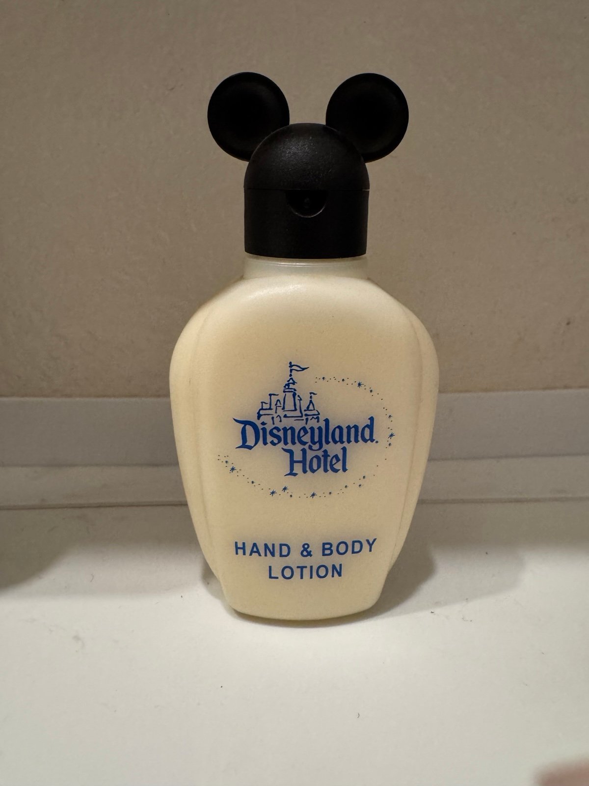 Disneyland Hotel Resort Hand & Body Lotion Bottle w/ Mickey Mouse Ears Cap *New*