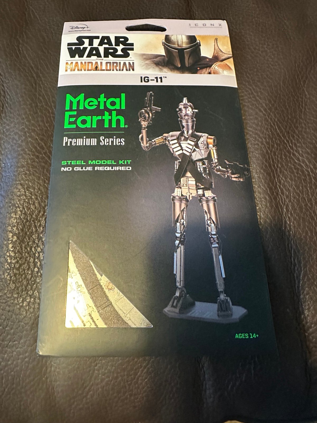 Metal Earth Fascinations Premium Series Star Wars The Mandalorian IG-11 3D Metal