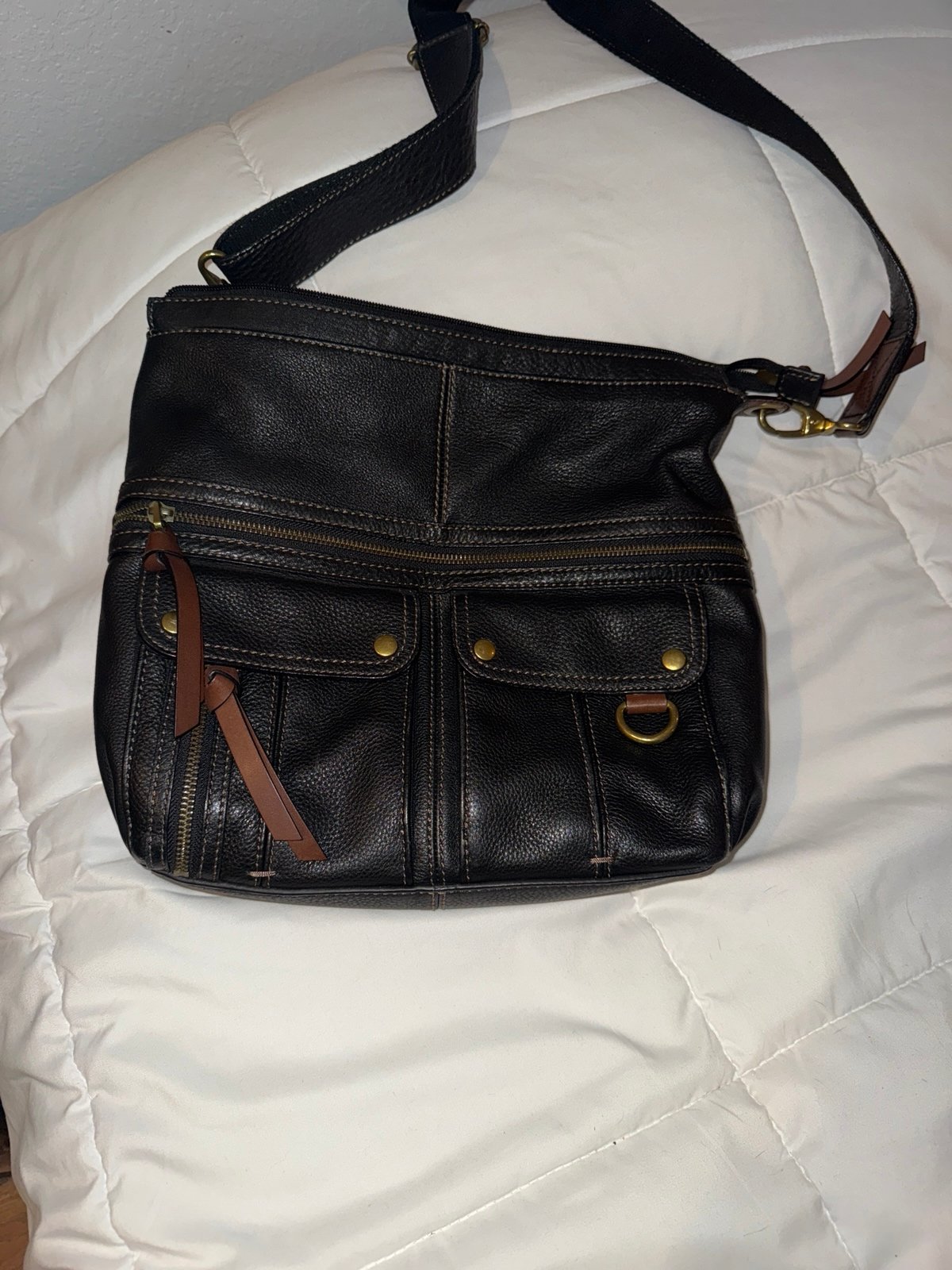 Fossil crossbody