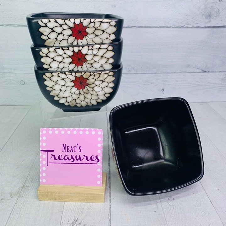 Parker & Jane CHRYSANTHEMUM Red White Square Stoneware Soup Cereal Bowls Set 4