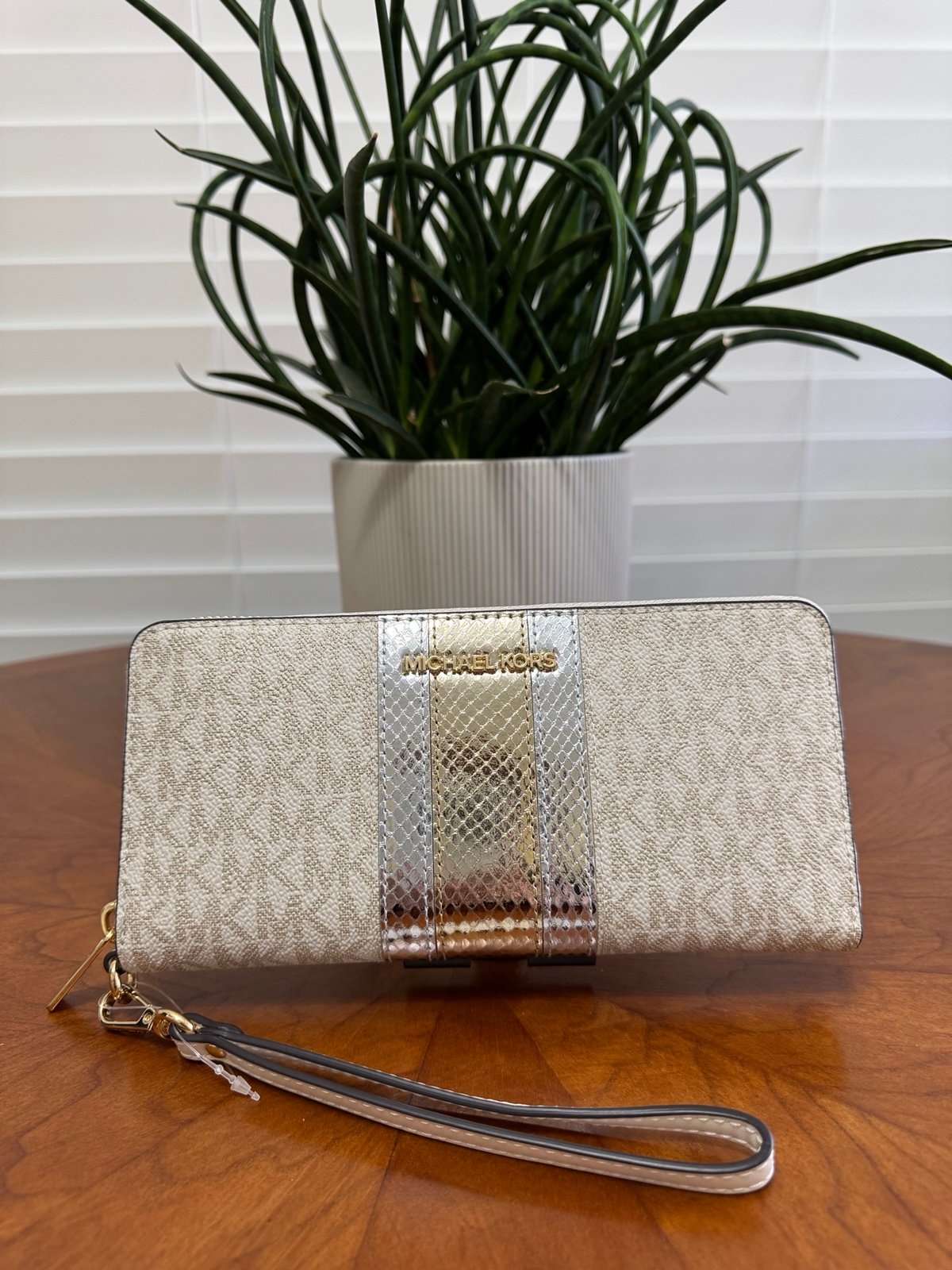 Michael Kors wallet