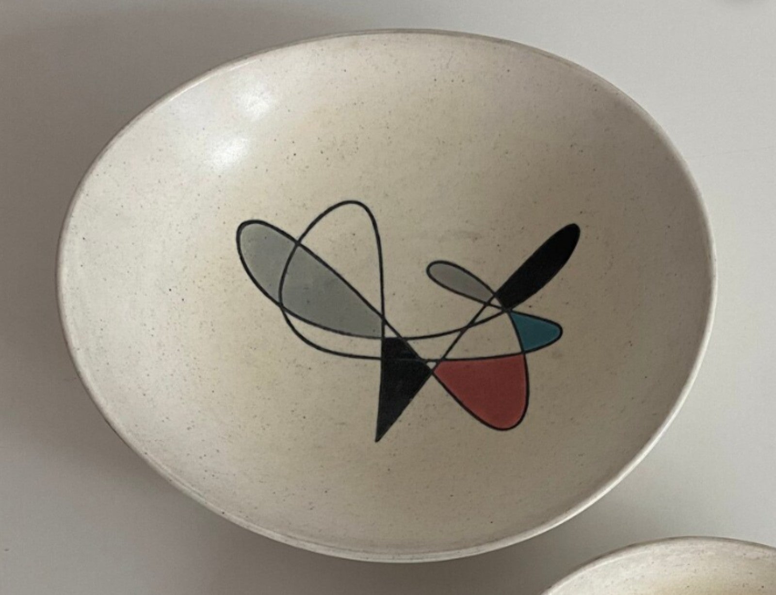 Poppytrail Metlox Free Form Serving Bowl Atomic