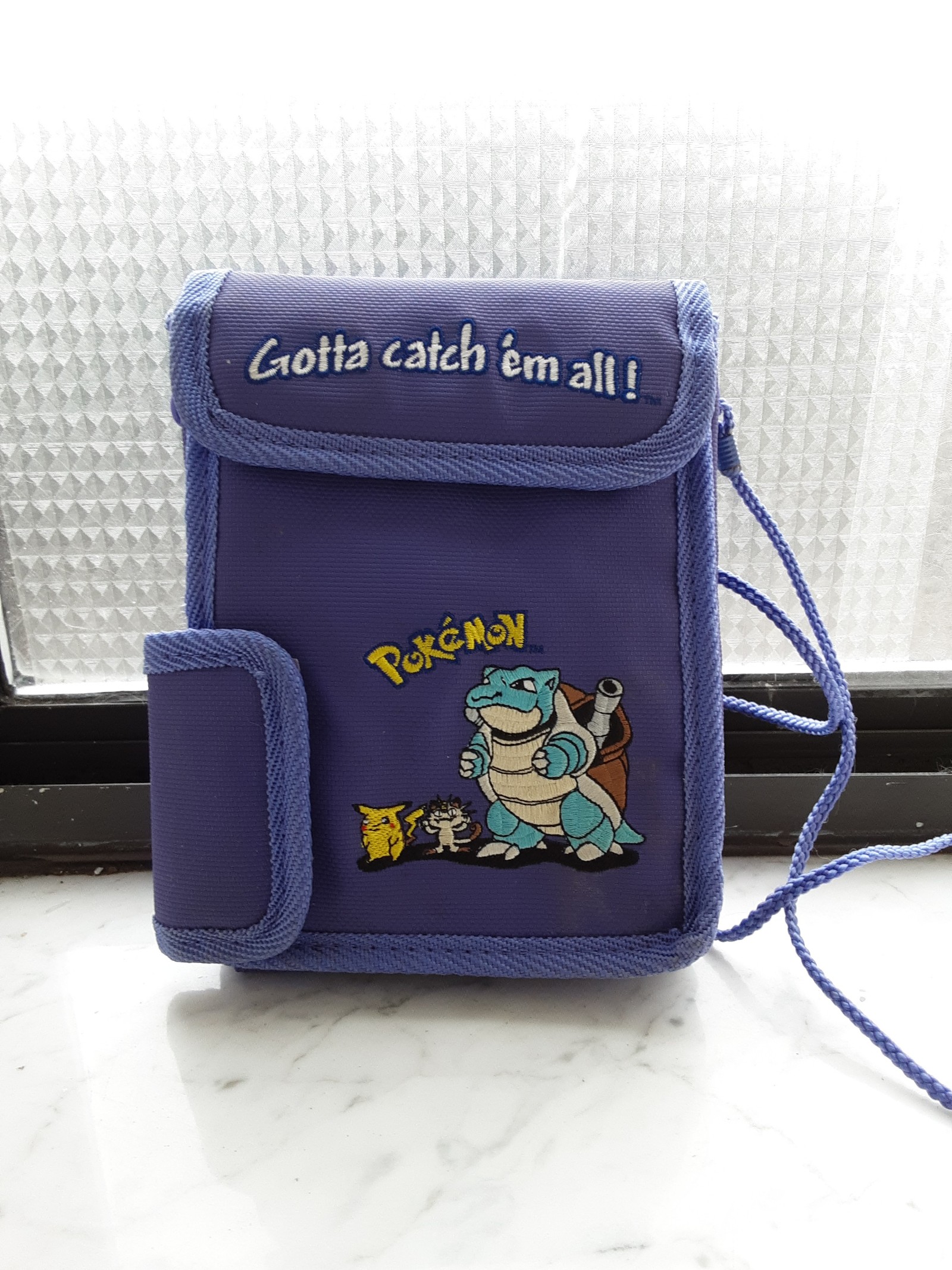 Pokémon Vintage Gameboy Case / Crossbody
