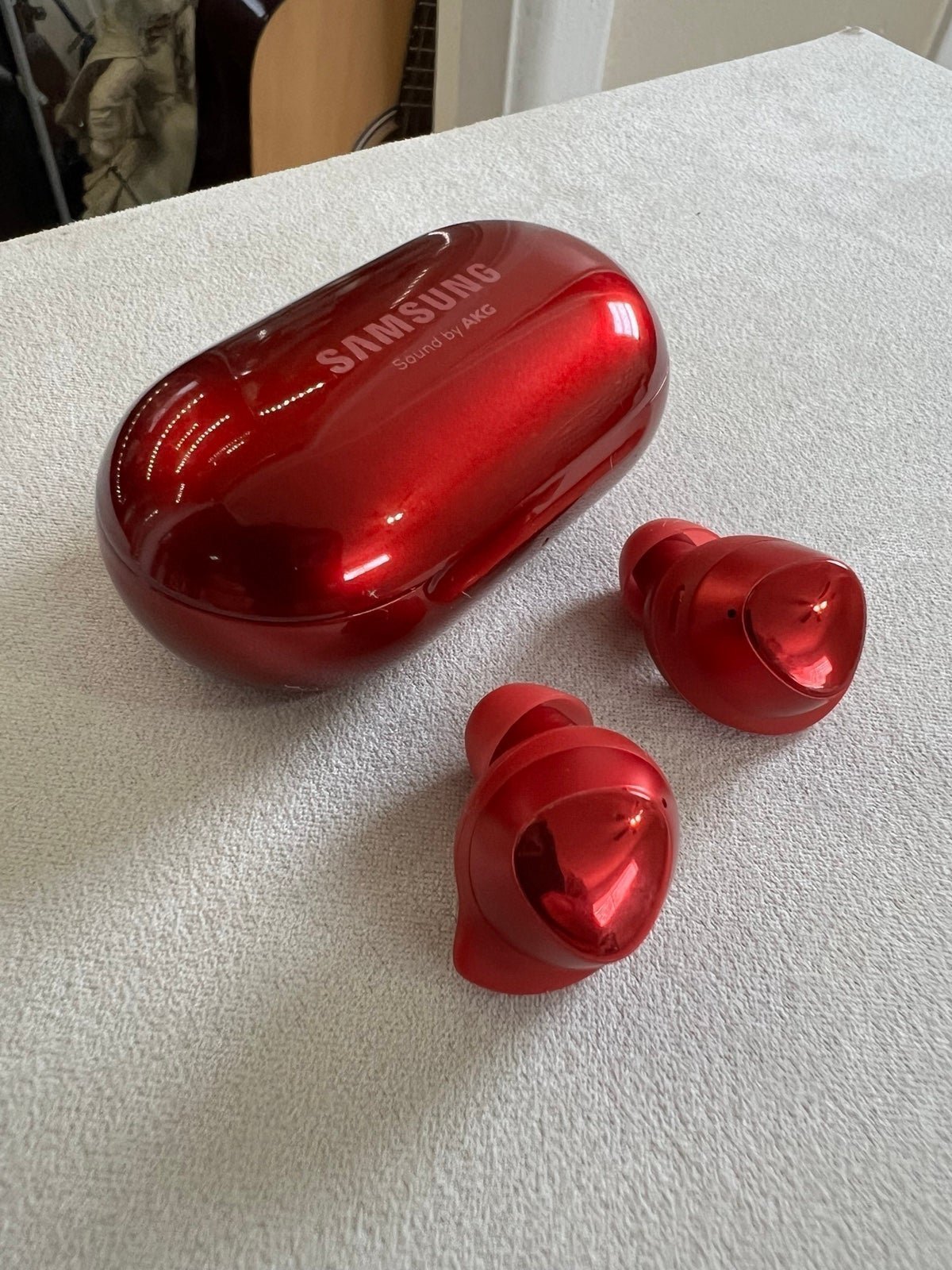 Samsung Galaxy Buds + Plus SM-R175 Mystic Red True Wireless Earbuds