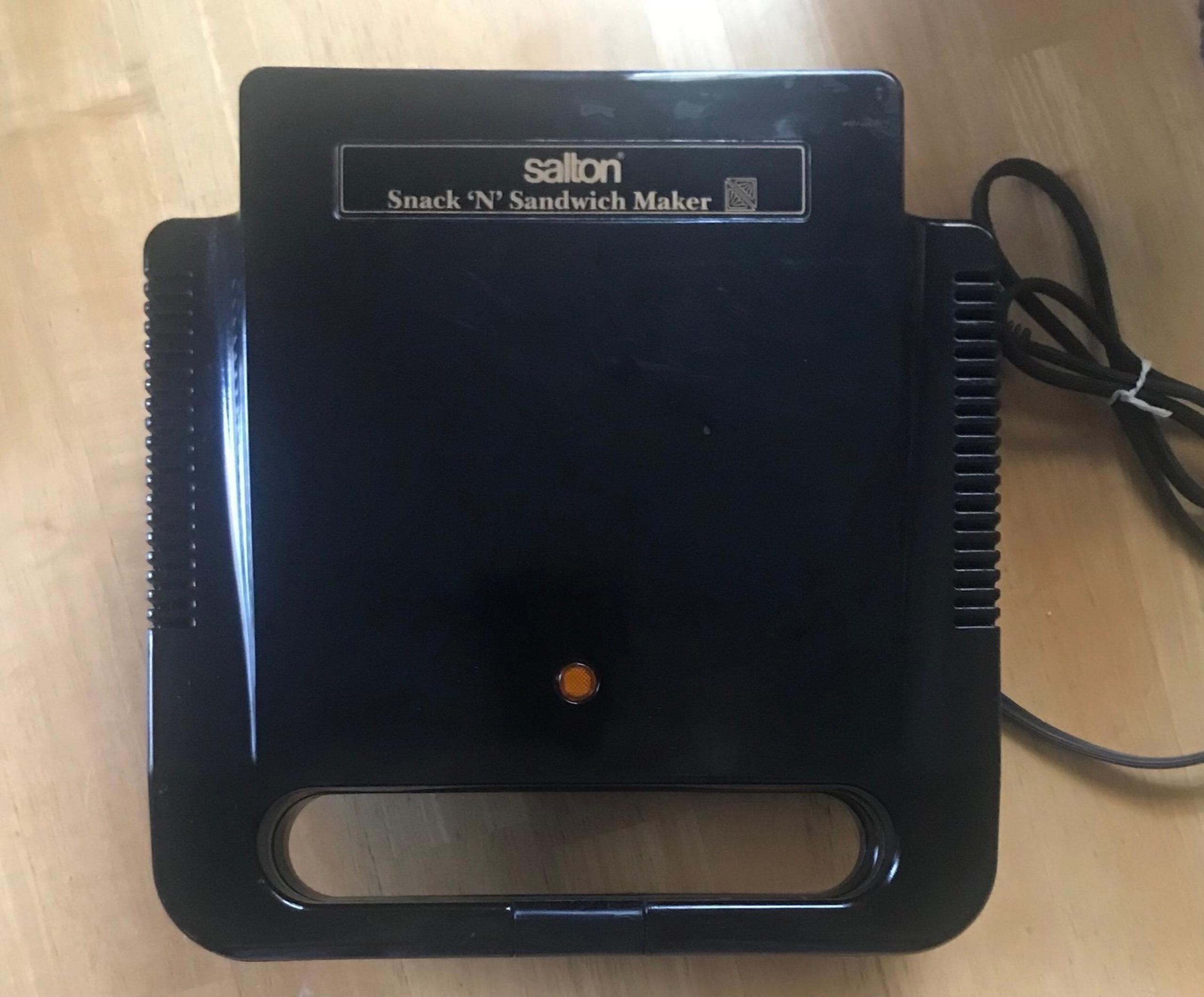 Moving Sale! Salton Snack ‘N’ Sandwich Maker