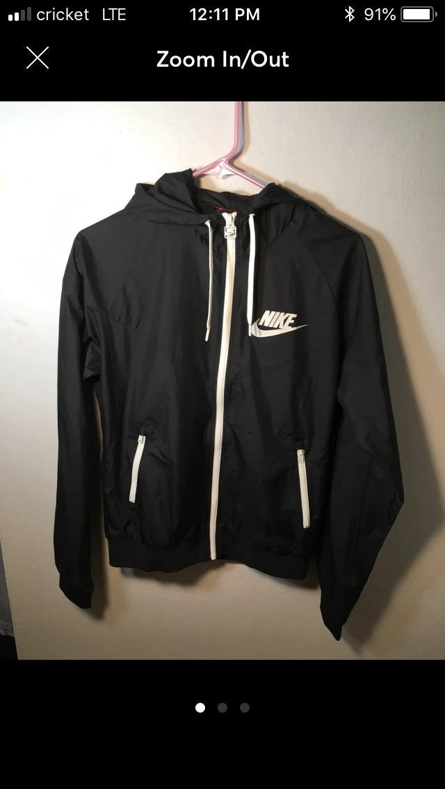 NIKE WINDBREAKER