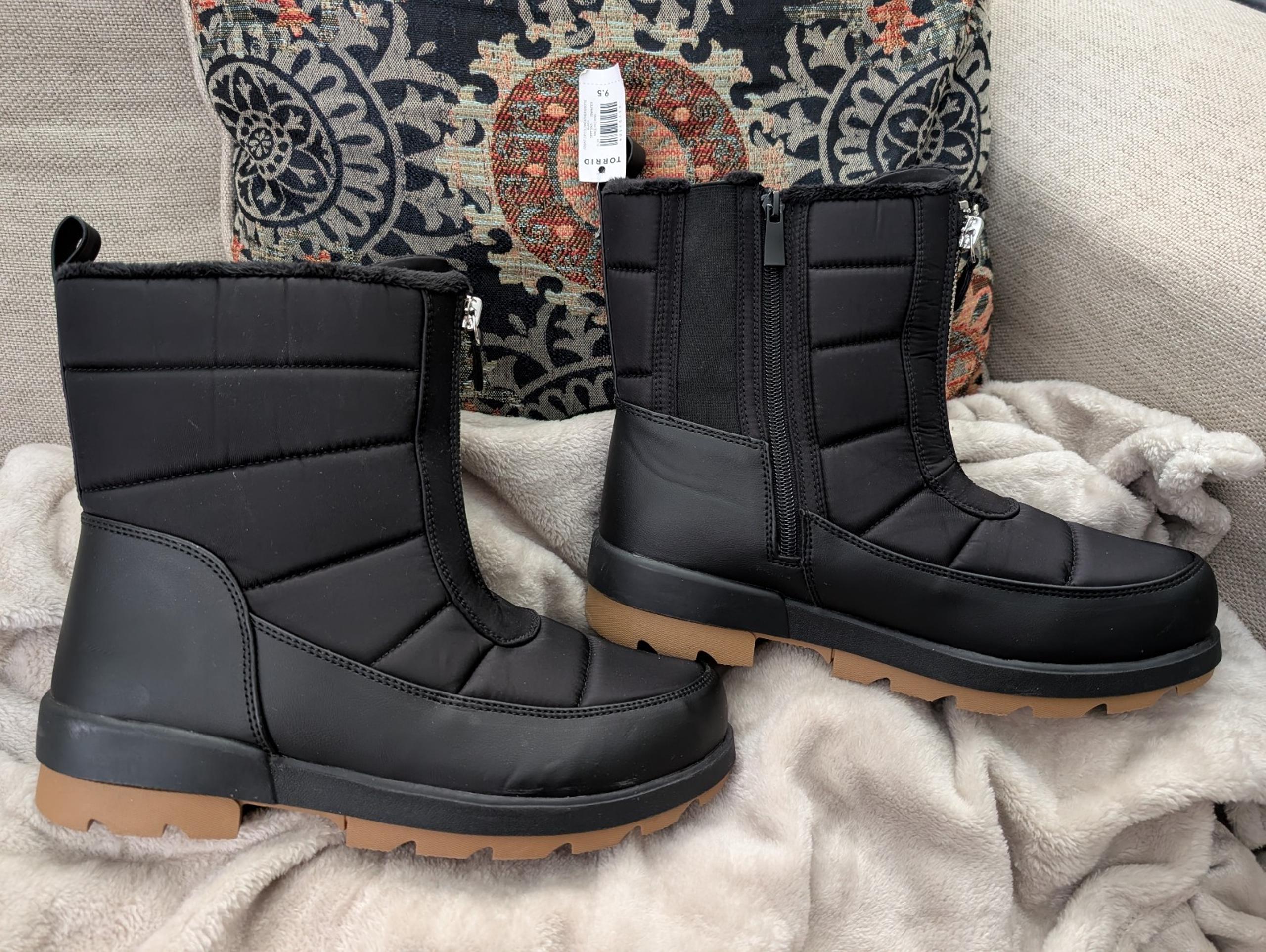 Torrid black zip winter boots size 9.5