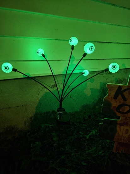 Halloween Decorations Outdoor Solar Scary Eyeball Lights,2PACKS 12LED Green Eyes