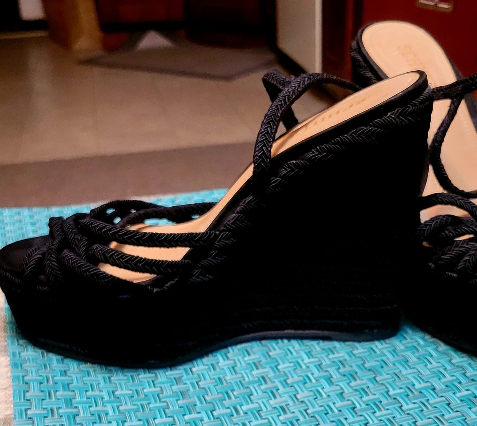Schutz Wedges Black elegant sandals.