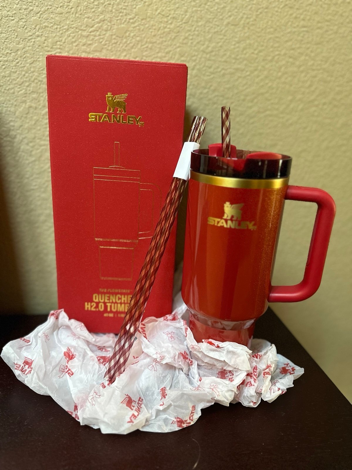 Stanley Scarlet Tinsel 40 oz Tumbler (New)