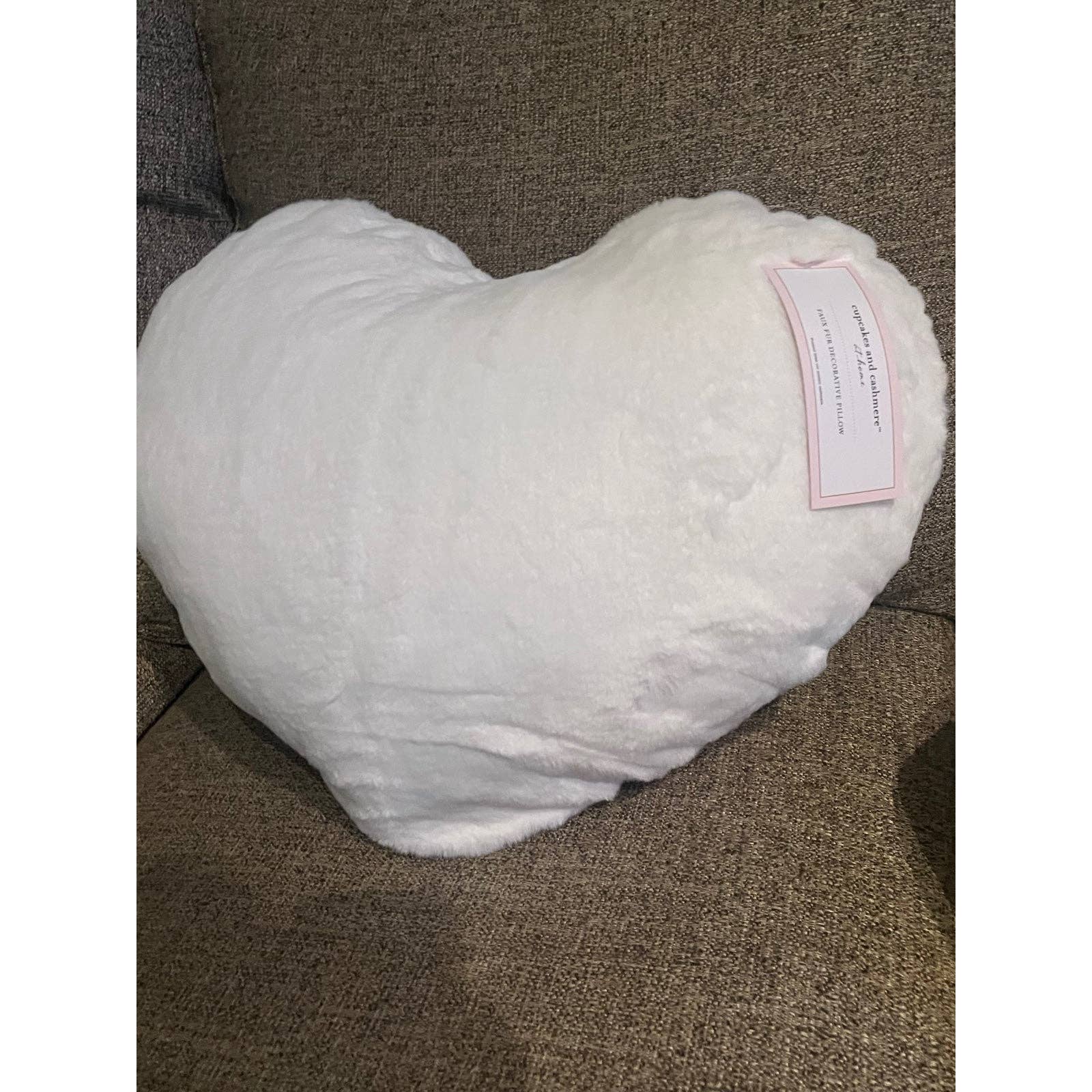 cupcakes and cashmere Ivory Luxury Faux Fur Heart Throw Pillow 24” x 19” New