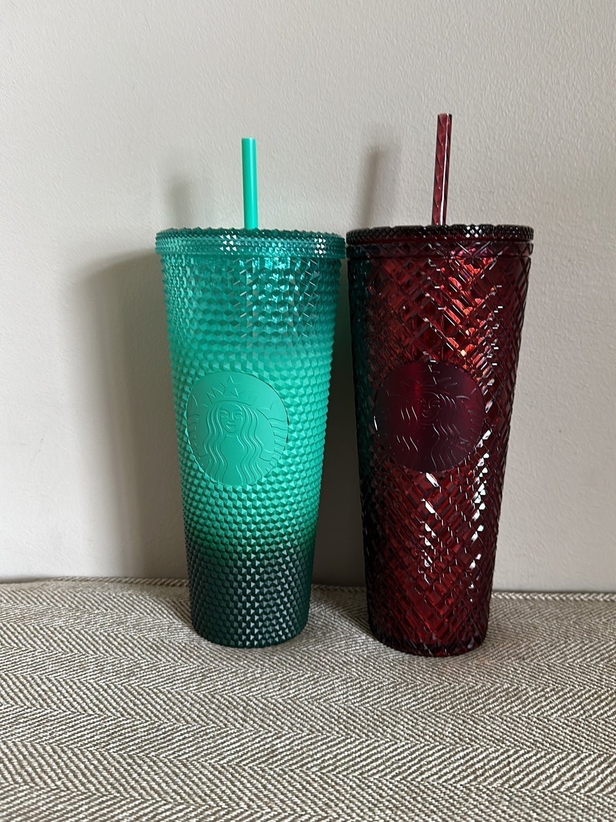starbucks red jeweled holiday green ombre venti new