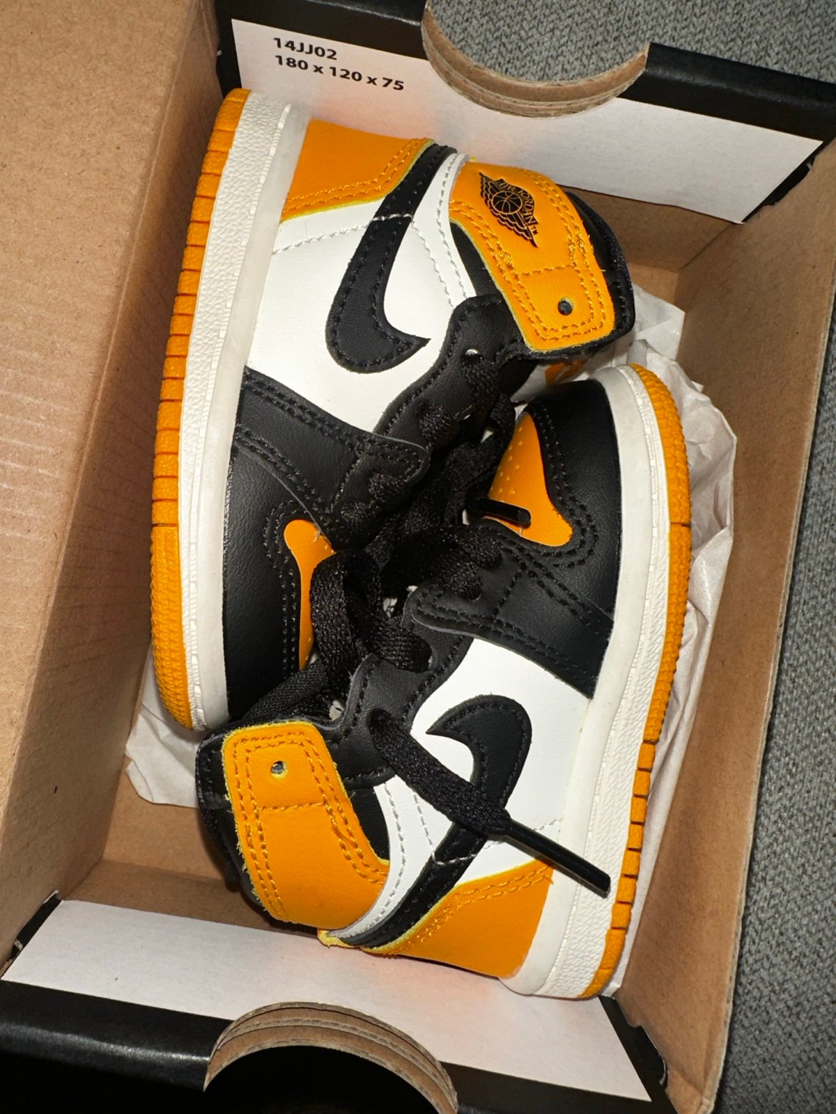 Jordan 1 Retro High OG Taxi (TD) size 4c