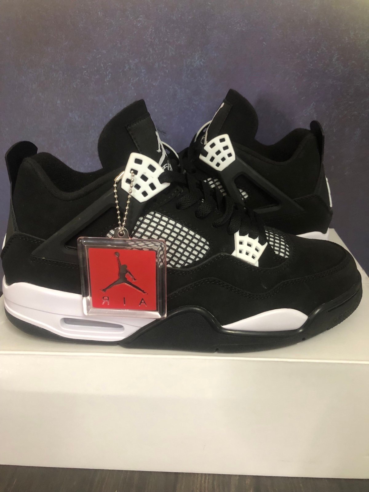 Jordan White Thunder  men size 11