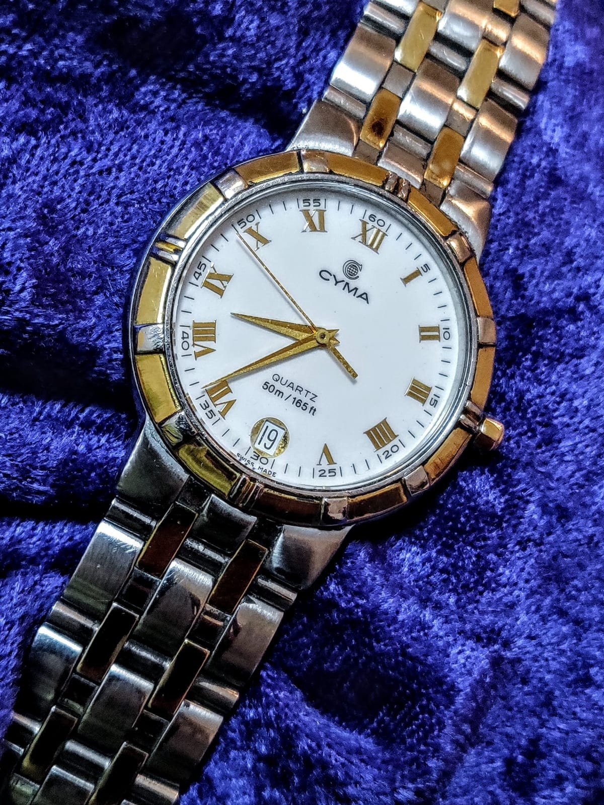 Cyma Vintage Le Locle Quartz Swiss Made Mens Luxury Watch