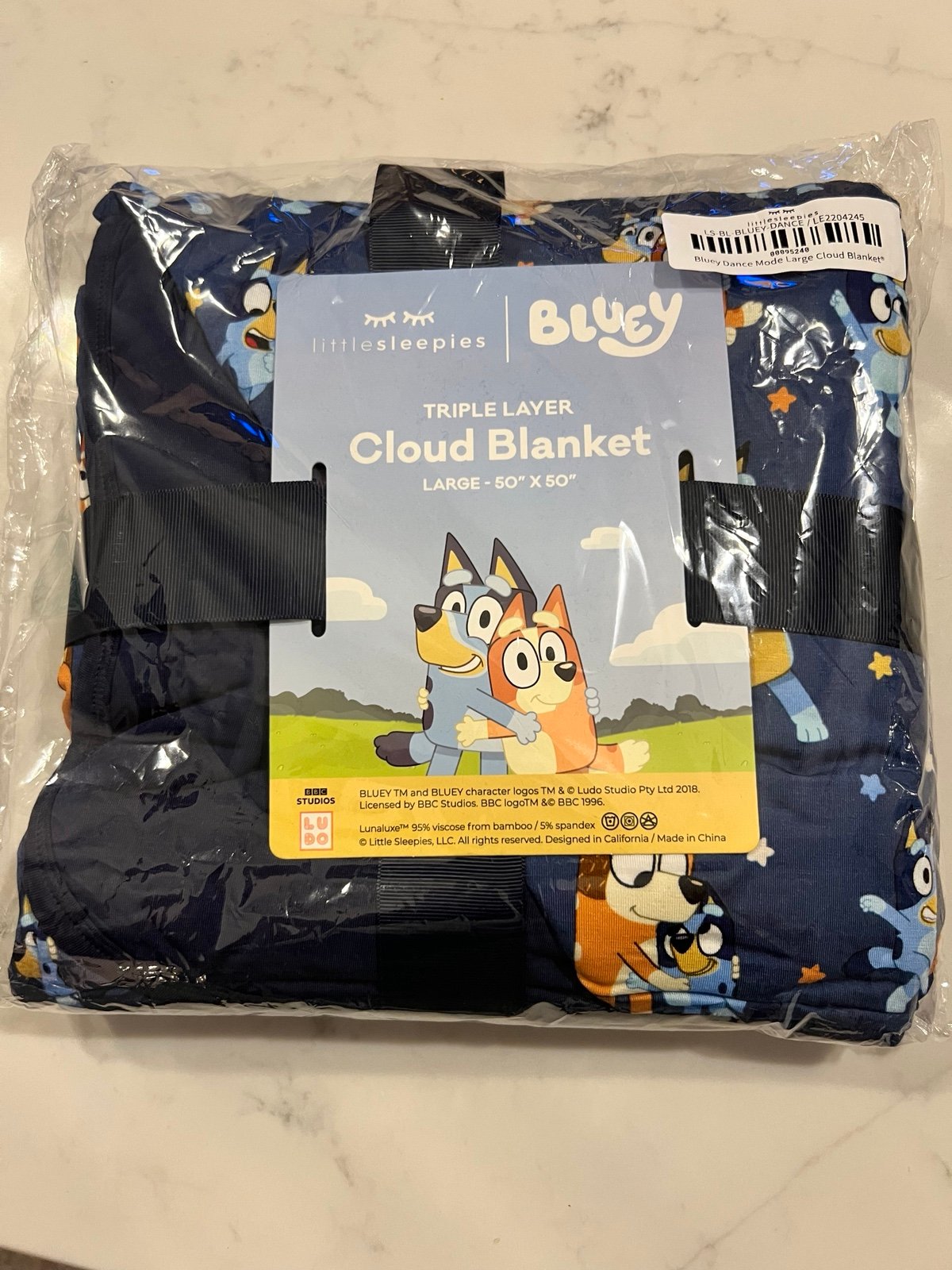 Little Sleepies Bluey cloud blanket
