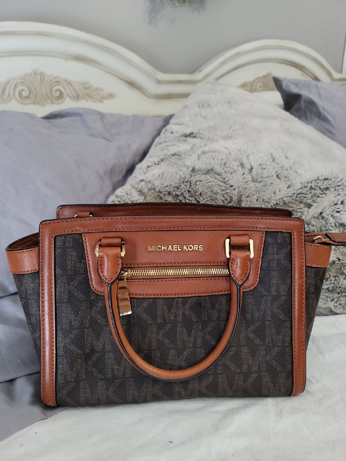 Michael Kors Medium Selma Bag