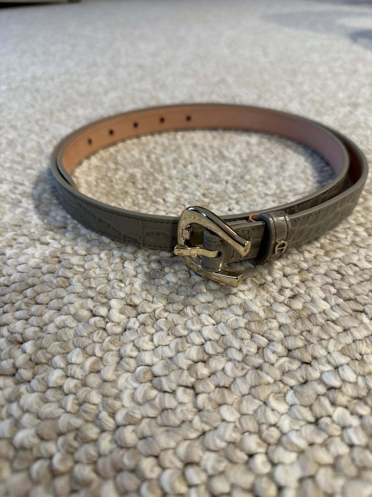 Aigner belt