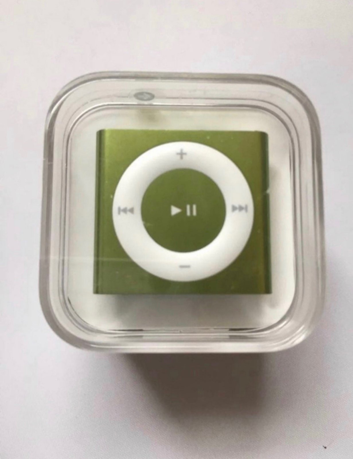 iPod Shuffle 4th gen 2gb light green new in box
