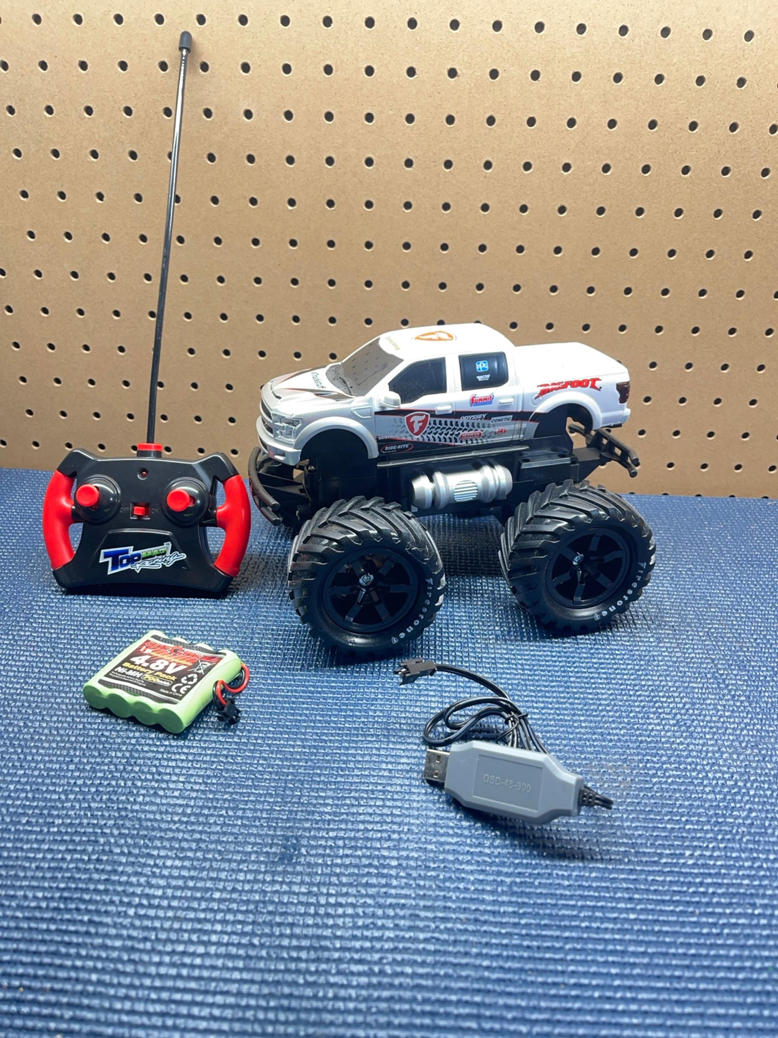 New Bright - RC Bigfoot monster truck Top Maz Racing