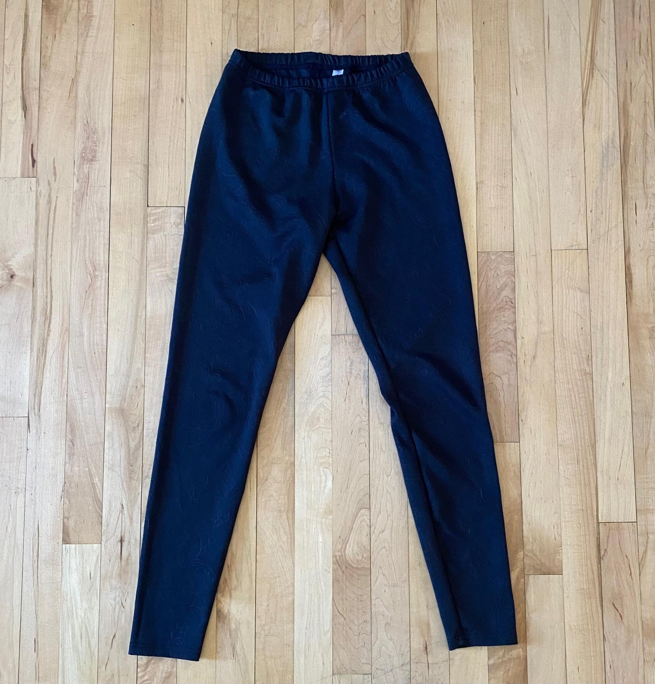 Black floral pattern casual pants (medium)