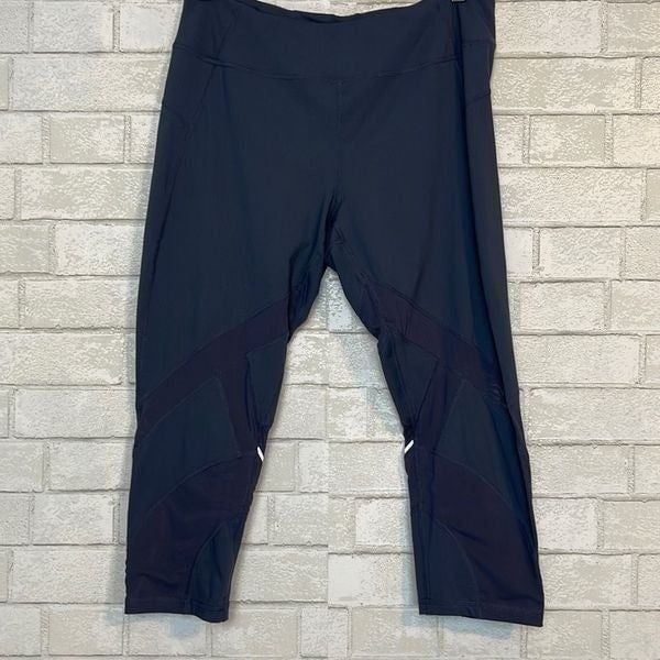 Zella Running Workout Capris 1X