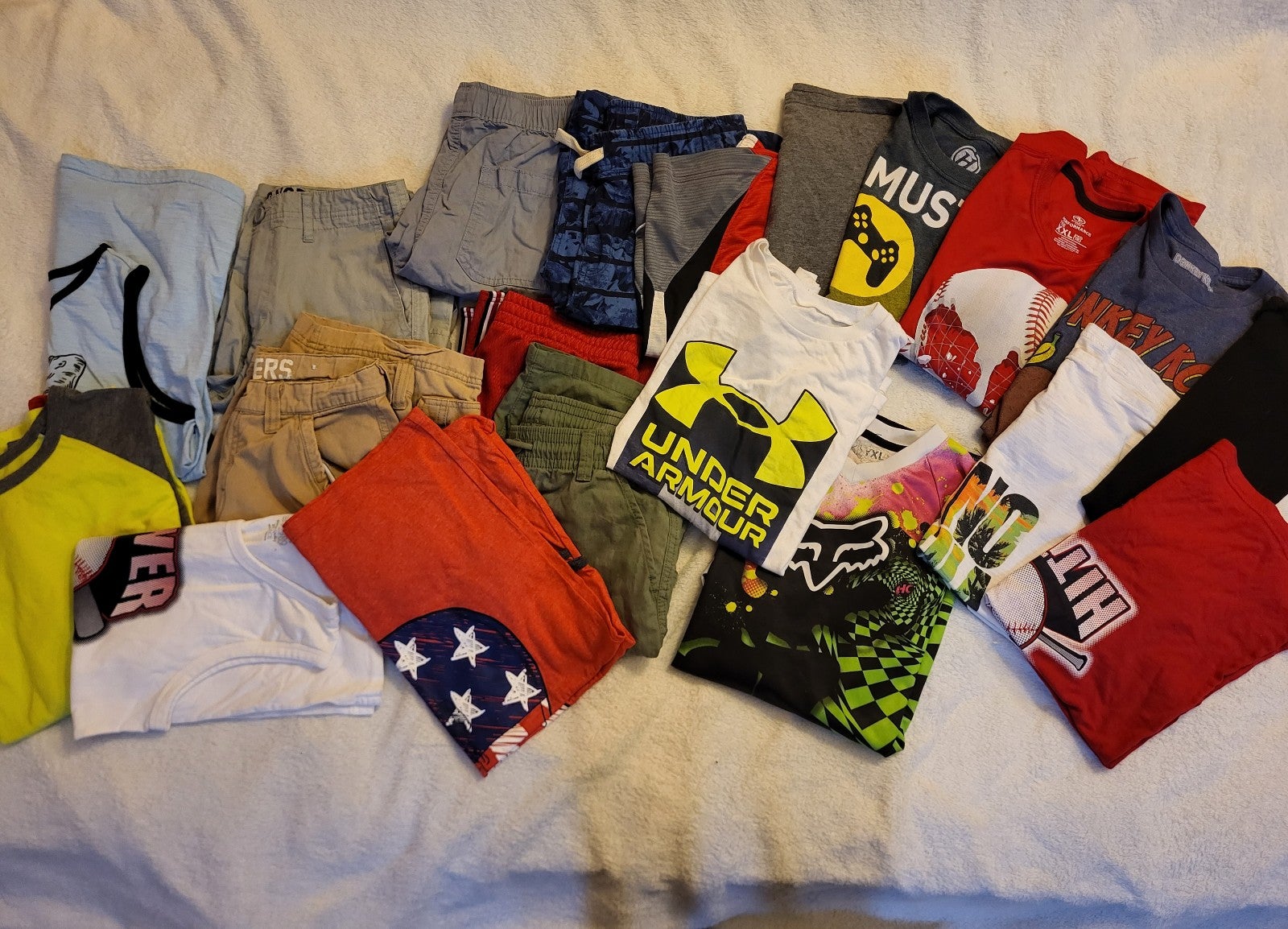 Boys youth XL/XXL bundle