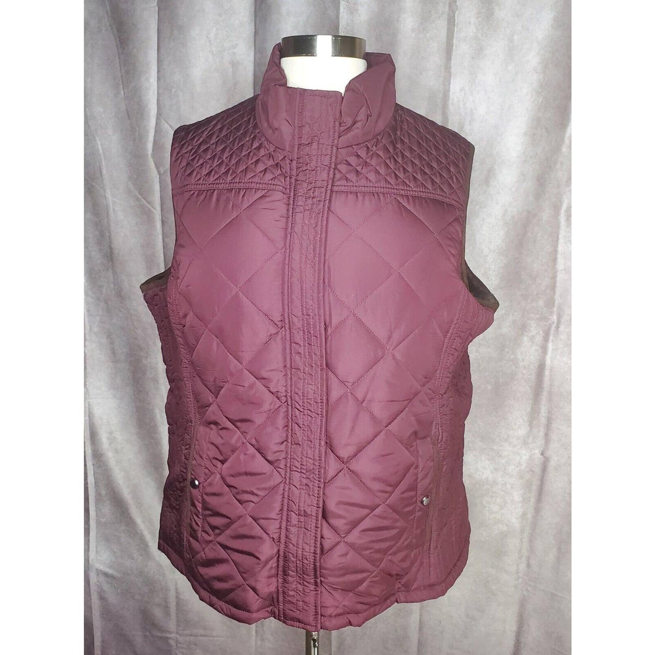 NWT Avenue Womans Faux Fur Lined Puffer Vest 22/24 RN 138302