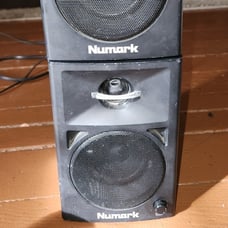 Numark n-wave 360 speakers