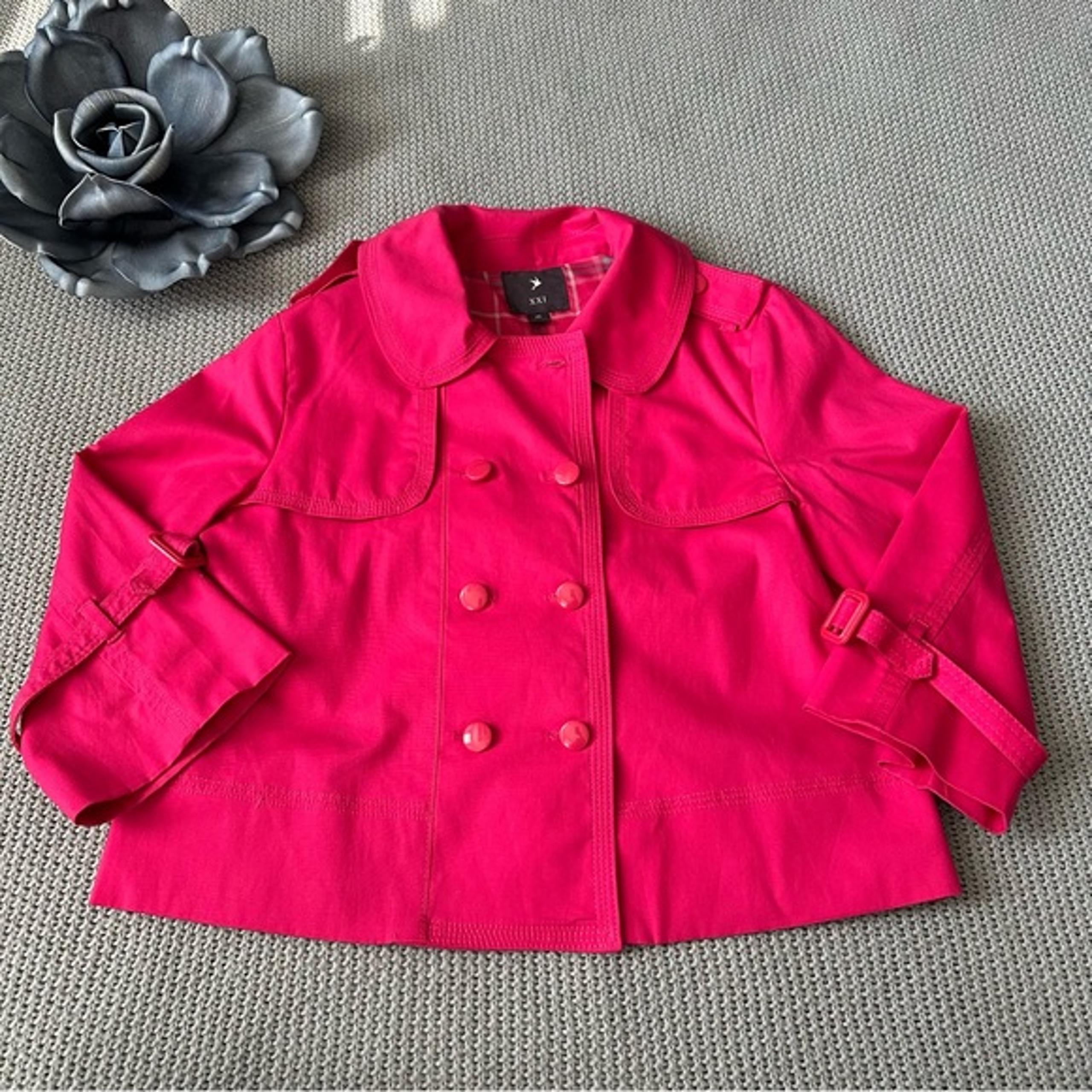 Forever 21 Pink Cropped Pea Coat size Medium